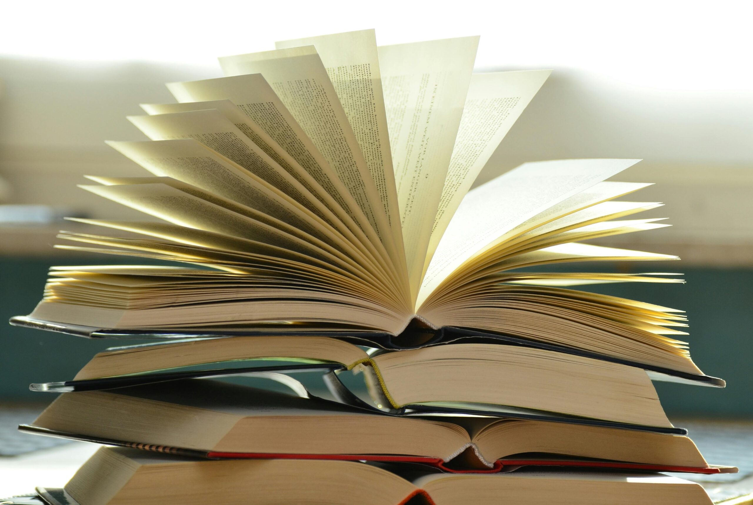 representando os cinco livros de Tantra para iniciantes