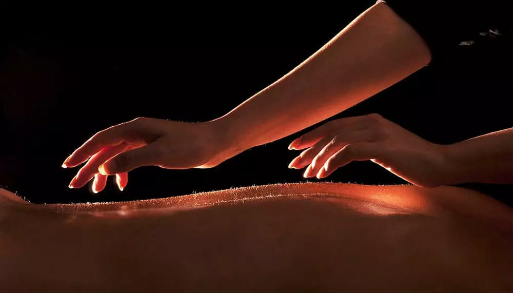 Leia mais sobre o artigo Terapia tântrica: guia completo